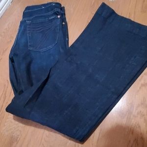 7 dojo Jean's in dark denim with blue 7